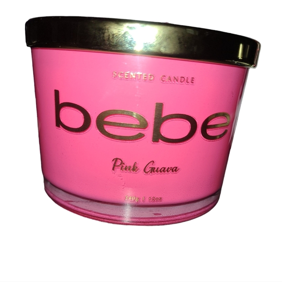 💕NWT BeBe Pink Guava Scented Candle💕12oz - Picture 1 of 4